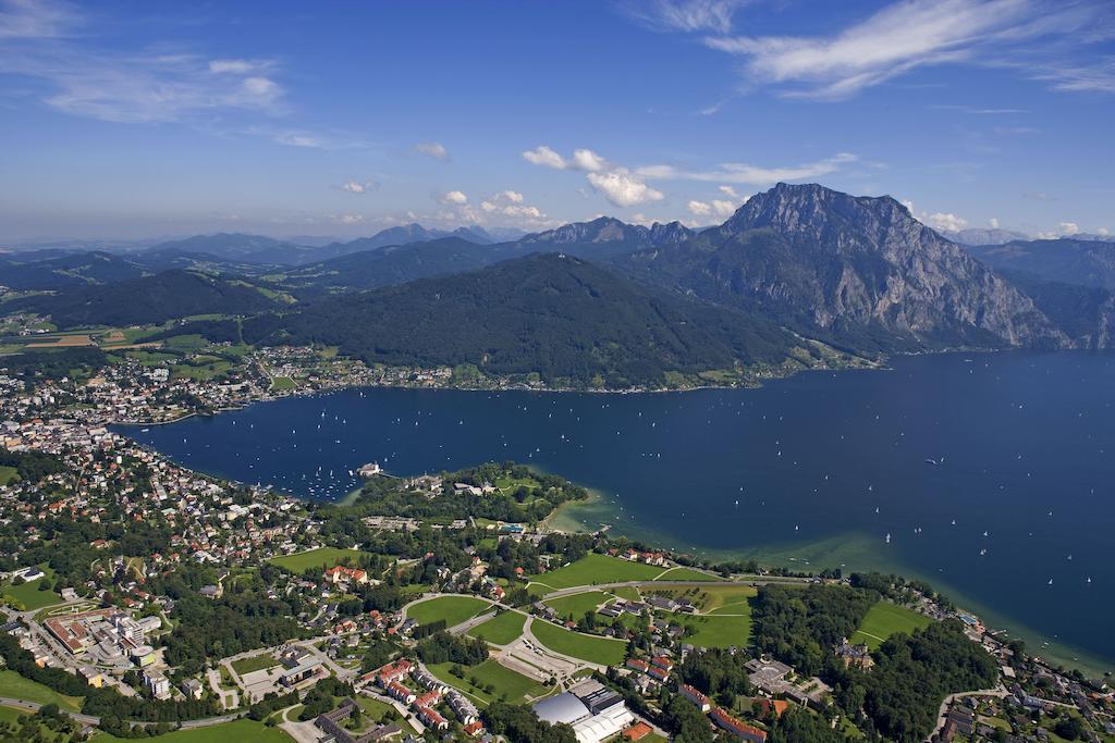 Landhotel Gruenberg Am See Gmunden Exterior foto